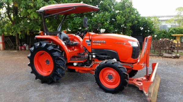 ขาย L4708DT รถ300ชั่วโมง ใบมีด+ผาน6/24 รถสีเดิมทั้งคัน