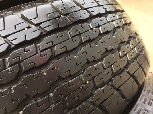 ขายยาง BRIDGESTONE DUELER 840 245-70-16 ปี15 สภาพคุ้มๆ ดอกหนาจัด พร้อมใช้งาน ชุดละ 8,500 บาท