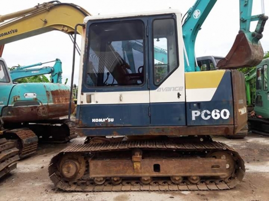 ขายKOMATSU  PC60-6  เก่าญี่ปุ่นแท้  มีลายแย๊ก  5,XXX  ชั่วโมง  เอกสารอินวอย  ลองระบบกันได้ทุกวัน  โทร  089-3818694   ดวงนภา