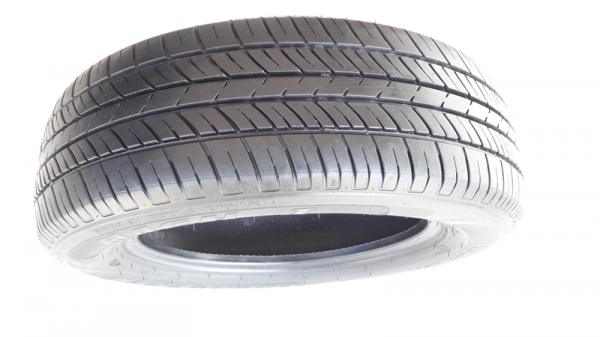 ยาง175/65/14 ปี15 THUNDERER MACH   4 เส้น
