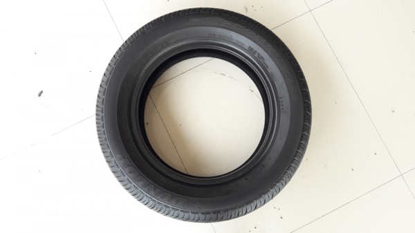 ยาง185/65/15 ปี13 DUNLOP SP SPORT 2030 4 เส้น ยาง185/65/15 ปี13 DUNLOP SP SPORT 2030 4 เส้น