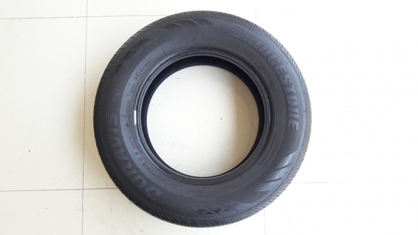 ยาง205/70/15 ปี16 BRIDGESTONE DURAVIS R611  4 เส้น