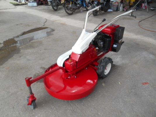 รถตัดหญ้า SRD 600 A เดินตาม พร้อมใช้งาน