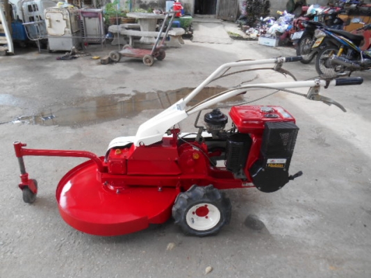 รถตัดหญ้า SRD 600 A เดินตาม พร้อมใช้งาน