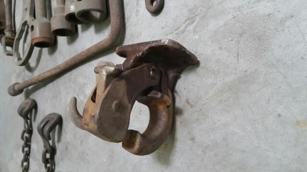 ขายเครื่องมือในอู่เลิกกิจการ