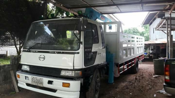 ขายรถ7.20เมตร HINO 3H 195แรง ติดเครน5ตัน ท้องV 3ปอก เอกสารพร้อมโอน ราคา920,000 สนใจโทร 090-8588220คุ ขายรถ7.20เมตร HINO 3H 195แรง ติดเครน5ตัน ท้องV 3ปอก เอกสารพร้อมโอน ราคา920,000 สนใจโทร 090-8588220คุ