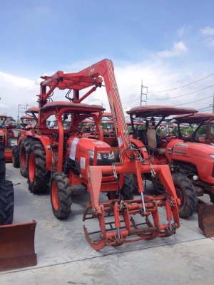 ขายแทรกเตอร์เข้าใหม่ L4708SP ติดเครื่องคีบอ้อย รถสวยสภาพนางฟ้า พร้อมใช้งาน ขายแทรกเตอร์เข้าใหม่ L4708SP ติดเครื่องคีบอ้อย รถสวยสภาพนางฟ้า พร้อมใช้งาน