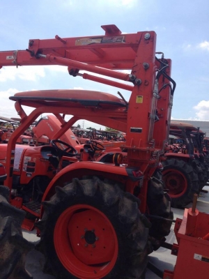 ขายแทรกเตอร์เข้าใหม่ L4708SP ติดเครื่องคีบอ้อย รถสวยสภาพนางฟ้า พร้อมใช้งาน ขายแทรกเตอร์เข้าใหม่ L4708SP ติดเครื่องคีบอ้อย รถสวยสภาพนางฟ้า พร้อมใช้งาน