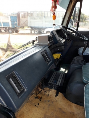 ขายIsuzu Fvz195ปี44ดั๊ม3มิตร สภาพพร้อมใช้ ติดต่อคุณอ๊อฟพิจิตร086-737-9991