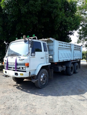 ขายIsuzu Fvz195ปี44ดั๊ม3มิตร สภาพพร้อมใช้ ติดต่อคุณอ๊อฟพิจิตร086-737-9991