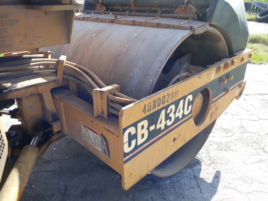 รถบดสั่นสะเทือน Cat CB 434-C รถบดสั่นสะเทือน Cat CB 434-C
