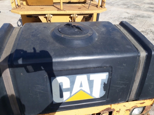 รถบดสั่นสะเทือน Cat CB 434-C รถบดสั่นสะเทือน Cat CB 434-C