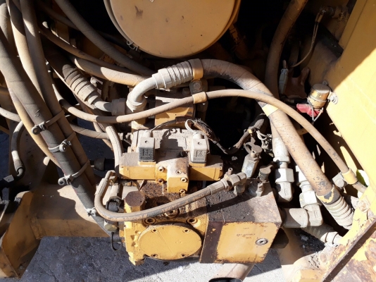 รถบดสั่นสะเทือน Cat CB 434-C รถบดสั่นสะเทือน Cat CB 434-C