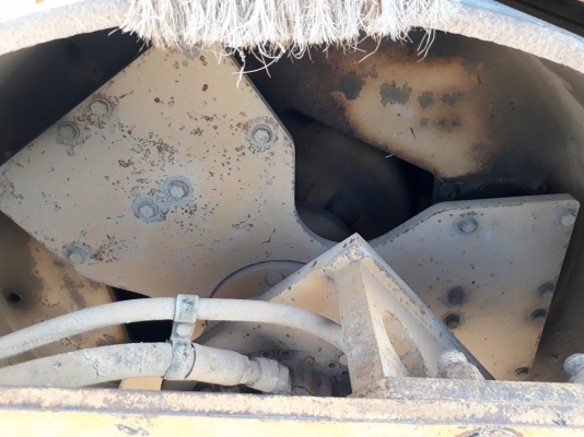 รถบดสั่นสะเทือน Cat CB 434-C รถบดสั่นสะเทือน Cat CB 434-C