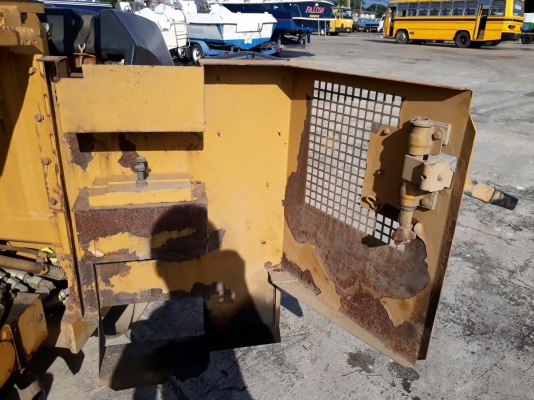 รถบดสั่นสะเทือน Cat CB 434-C รถบดสั่นสะเทือน Cat CB 434-C