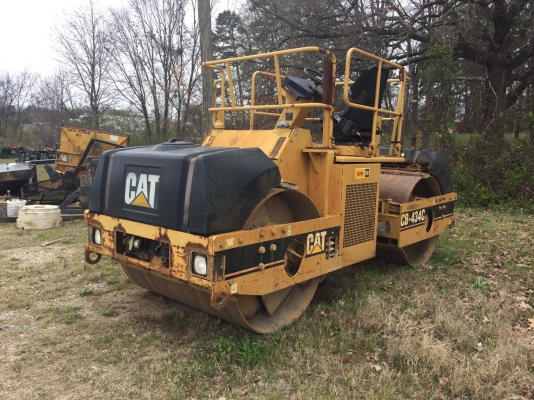 รถบดสั่นสะเทือน Cat CB 434-C รถบดสั่นสะเทือน Cat CB 434-C