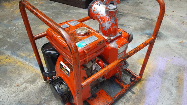 ปั้มน้ำ 4 x4 นิ้ว 7 แรง 4 จังหวะ ราคา 6400 บาท สอบถามได้ต่อรองได้ขายได้ขาย