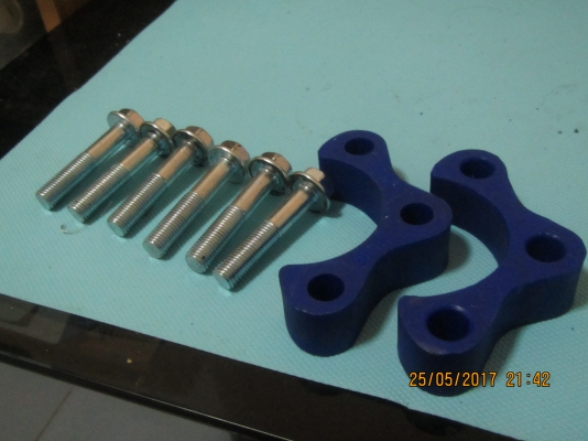 ขายสเปเซอร์รองปีกนก dmax