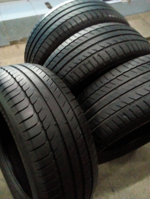 235/55R17  MICHELIN PLIMACY HP ชุด 4 เส้น  tel. 081-427-3941