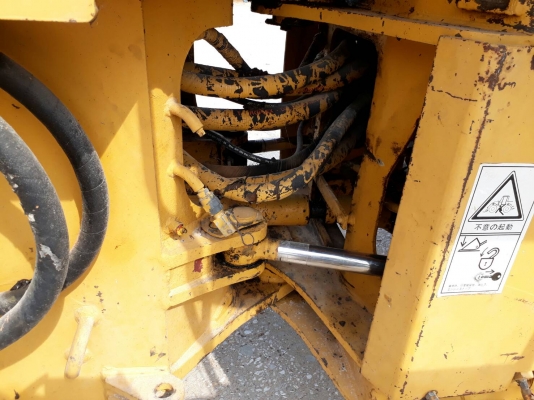 ขายด่วนรถตักล้อยางเอวอ่อน WA350-1 รถเก่านอกนำเข้า