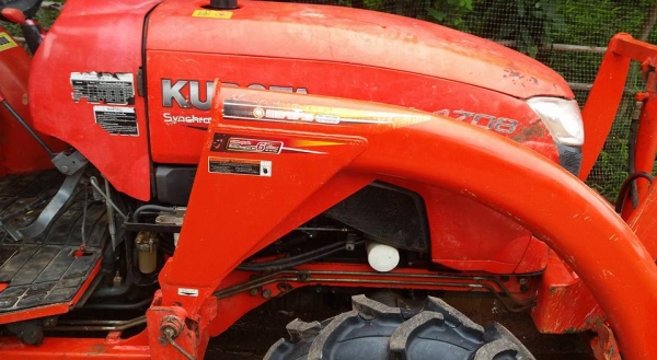 ขายนางฟ้า4708พร้อมใช้งานรถปี55ราคา350000ต่อรองได้เอกสารเล่มพร้อมมีหางสามตราช้างยางหน้าใหม่ยางหลังได้อีกหลายปีเครื่องดีไฮโดลิคไว เกียรไม่หอน ไม่ไกลส่งฟรีครับ 0828472388