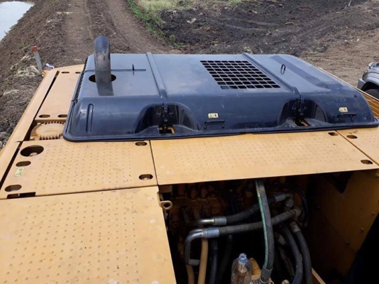 รถแบคโฮ CAT 320D กระบอกดำ สเปคญี่ปุ่น ใช้งาน 10,xxx ชั่วโมง เ รถแบคโฮ CAT 320D กระบอกดำ สเปคญี่ปุ่น ใช้งาน 10,xxx ชั่วโมง เ