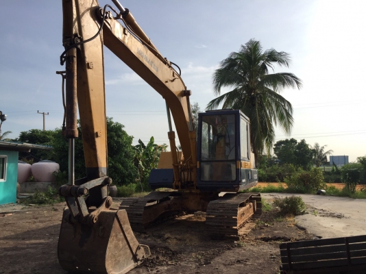 ขายKOMATSU PC120-3