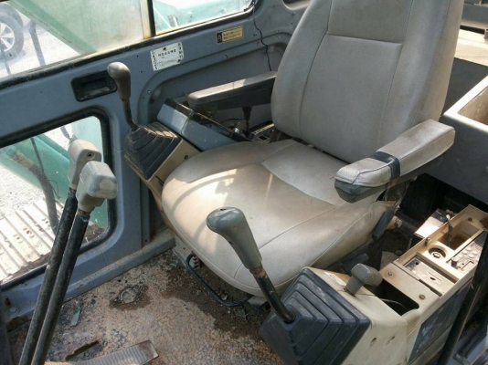 รถแบคโฮ Kobelco SK60 Mark3 สภาพดีพร้อมใช้งาน เครื่องดี ปั้มดี เอวดี ช่วงล่างสวย ไฟฟ้าครบ รถอยู่จังหวัดนครปฐมครับ