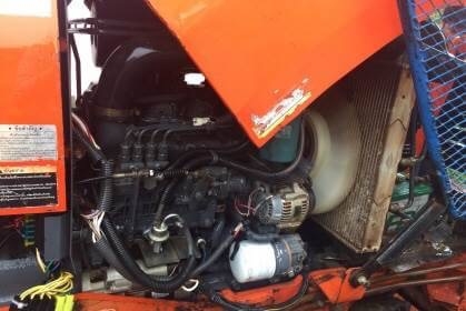 ขาย 375,000 บาท KUBOTA M7040 ปี 54 เครื่องดี เกียร์ดี (ใบมีดหน้า -หาง 7 ) ระบไฮโดรลิก หางไม่ตก สภาพพร้อมทำงาน เอกสารเล่มทะเบียน  รถอยู่ จ.นครพนม โทร&amp;ไอดีไลน์ 0610710295