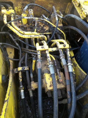 รถแบคโฮ Kobelco SK200 Mark 3 เก่าญี่ปุ่น ผ่านการใช้งานในไทยแค่ 3 ปี สภาพดีมาก เต็มทุกระบบ