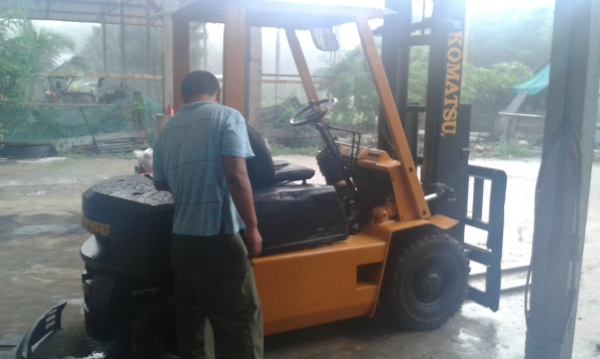 ขายโฟคลิฟkomatsu  2.5T