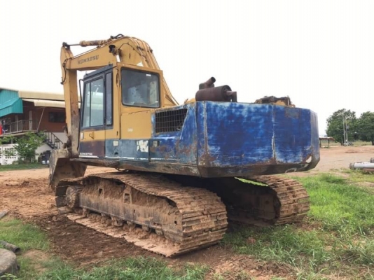 ขาย 315,000 บาท KOMATSU PC200-3  เครื่อง 6HE1-95 แรง ปั้มของ 200-5 แรง โช่ใหม่ 1 ข้าง เอวแน่น เอกสารชื่อขาย  รถอยู่ จ.ร้อยเอ็ด โทร&amp;ไอดีไลน์ 0610710295