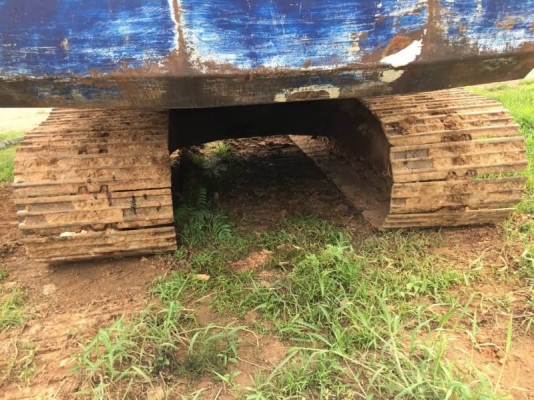 ขาย 315,000 บาท KOMATSU PC200-3  เครื่อง 6HE1-95 แรง ปั้มของ 200-5 แรง โช่ใหม่ 1 ข้าง เอวแน่น เอกสารชื่อขาย  รถอยู่ จ.ร้อยเอ็ด โทร&amp;ไอดีไลน์ 0610710295