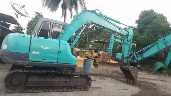 ขายKOBELCO  SK60-3  มาร์คไฟว์  ซุปเปอร์  เก่าใน  สภาพดี   มีลายแย๊ก   พร้อมใช้  เอกสารครบ  ลองระบบกันได้ทุกวัน  โทร  089-3818694  ดวงนภา