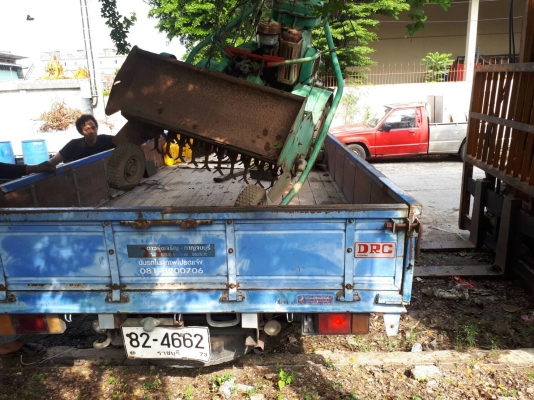 tractor-backhoe จัดส่ง เครื่องตัดหญ้า แบบใบตีตัว Y เก่าญี่ปุ่น ไปนครศรีธรรมราชครับ ขอบคุณครับ