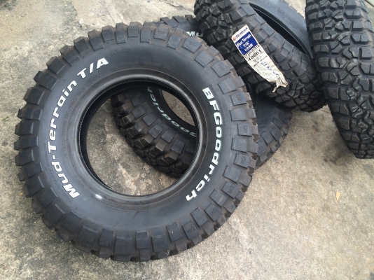 หน้าแคบ BF Goodrich Mud-Terrain KM2 235 85 16
