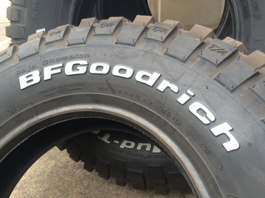 หน้าแคบ BF Goodrich Mud-Terrain KM2 235 85 16