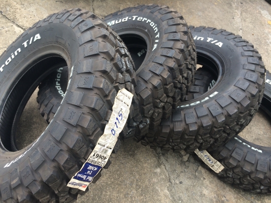 หน้าแคบ BF Goodrich Mud-Terrain KM2 235 85 16