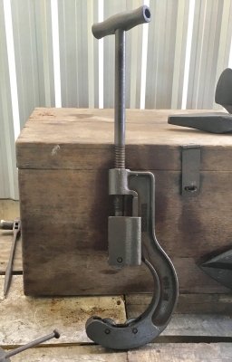 ขายคัตเตอร์ตัดแป๊บ RECORD