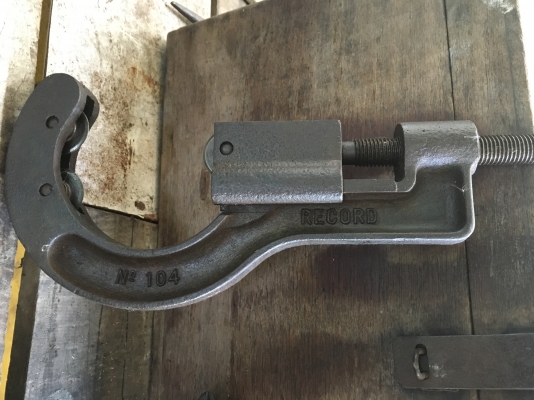 ขายคัตเตอร์ตัดแป๊บ RECORD