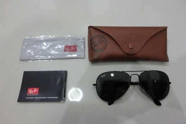แว่นกันแดด RAYBAN กรอบดำ สีดำ RB3025 AVIATOR LARGE METAL L2823 58#14 135/3N ของแท้ สภาพใหม่ มีกล่อง ส่งฟรี