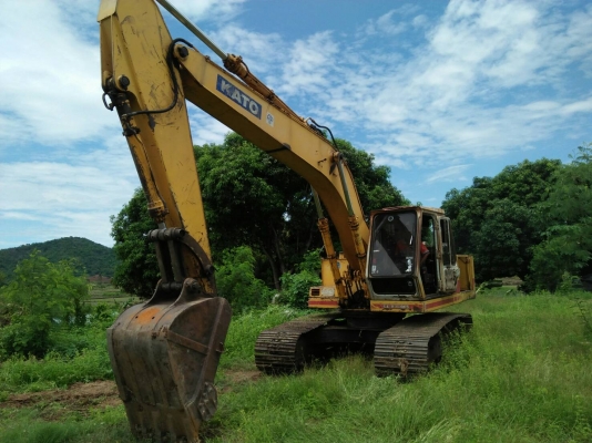 ขาย Kato  Hd700Sev สภาพสวยพร้อมใช้ ต่อคุณอ๊อฟพิจิตร086-737-9991