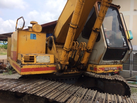 ขาย Kato  Hd700Sev สภาพสวยพร้อมใช้ ต่อคุณอ๊อฟพิจิตร086-737-9991