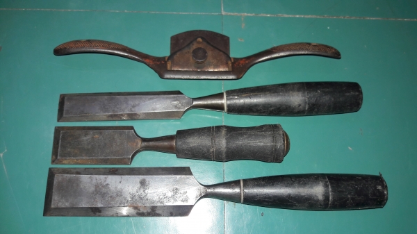 ขายชุดสิ่วSTANLEY1", 1 1/4", 1 1/2" และกบผีเสื้อเยอรมัน งานไม้มือสองสภาพดี