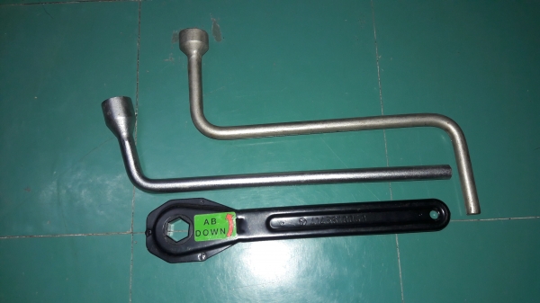 ขายบ็อกขันล้อเบอร์17 HEYCO,  MEZEDAZ BEZN เยอรมันเก่าเก็บสวยงาม