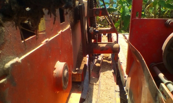 รถอัดฟางยีห้อ KMT 1600 S พร้อมใช้ ราคา เบาฯฯ 85000 บาท วันทูคอล 098 668-3479 dtac 094 283-9369 สิทธิ์คับ รถอัดฟางยีห้อ KMT 1600 S พร้อมใช้ ราคา เบาฯฯ 85000 บาท วันทูคอล 098 668-3479 dtac 094 283-9369 สิทธิ์คับ