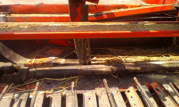 รถอัดฟางยีห้อ KMT 1600 S พร้อมใช้ ราคา เบาฯฯ 85000 บาท วันทูคอล 098 668-3479 dtac 094 283-9369 สิทธิ์คับ รถอัดฟางยีห้อ KMT 1600 S พร้อมใช้ ราคา เบาฯฯ 85000 บาท วันทูคอล 098 668-3479 dtac 094 283-9369 สิทธิ์คับ