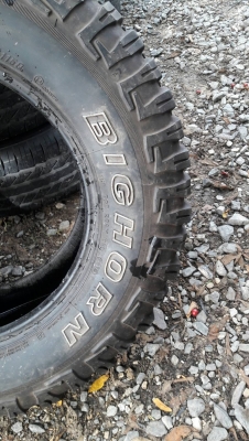 ฝากขายยางแมคซิส Mud 265/70/17 ปี 15 จำนวน 1 ชุด ราคา 2,500 บาท