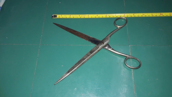 ขายกรรไกรขนาด10" Berko STAHL Made in Germany.มือสองคมๆๆ