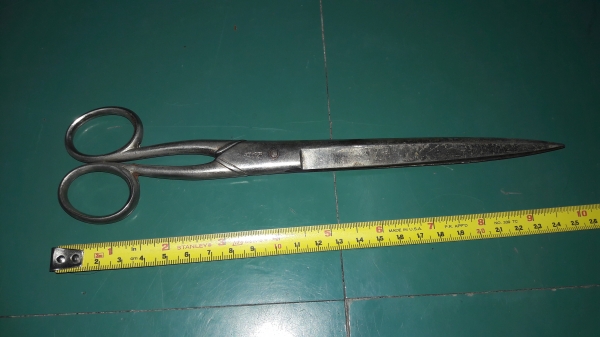 ขายกรรไกรขนาด10" Berko STAHL Made in Germany.มือสองคมๆๆ